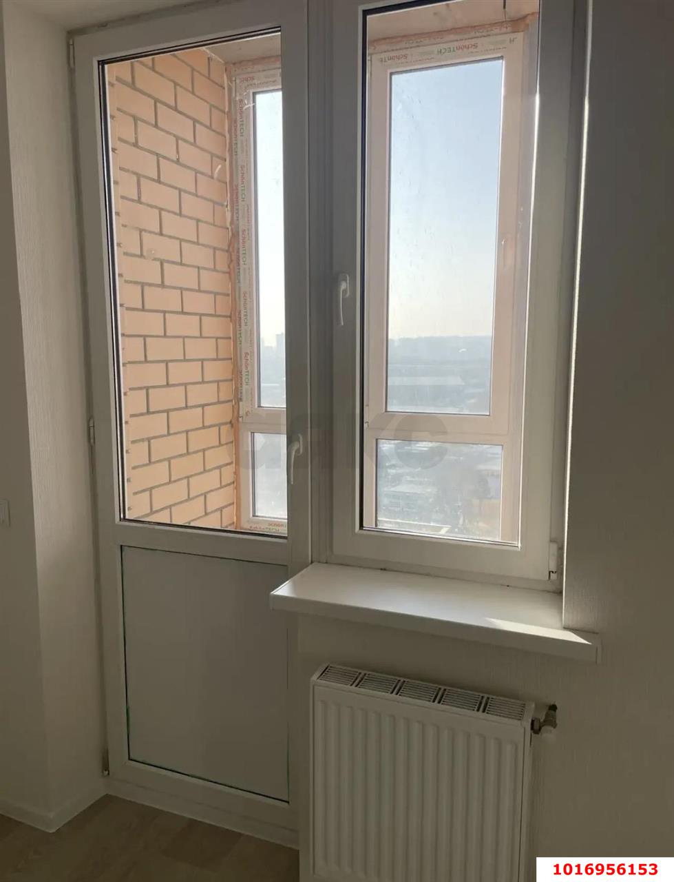 Фото №2: 1-комнатная квартира 43 м² - Краснодар, Московский, Прикубанский внутригородской округ, Завод Радиоизмерительных Приборов, мкр. Музыкальный, ул. Московская, 112