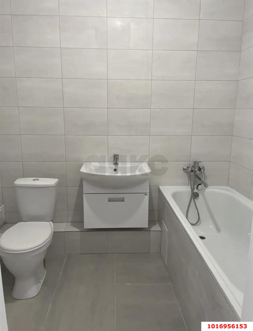 Фото №10: 1-комнатная квартира 43 м² - Краснодар, Московский, Прикубанский внутригородской округ, Завод Радиоизмерительных Приборов, мкр. Музыкальный, ул. Московская, 112