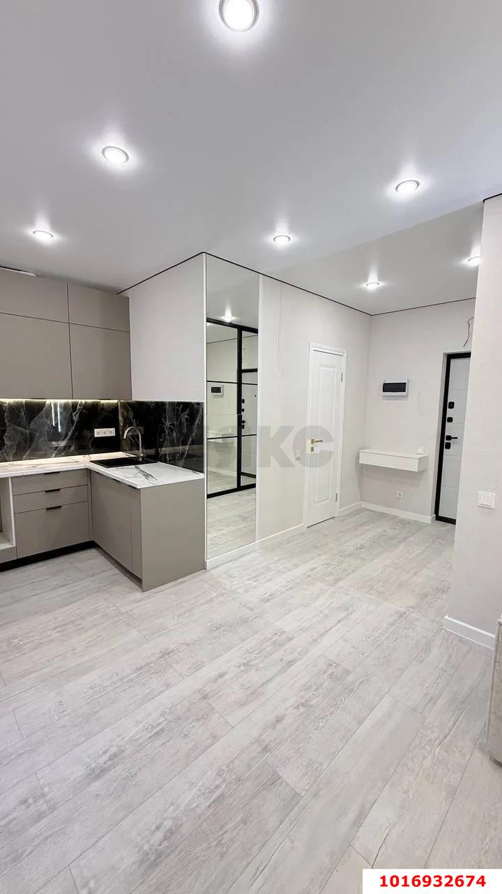 Фото №1: 1-комнатная квартира 44 м² - Краснодар, ЖК Жемчужина, Завод Радиоизмерительных Приборов, Прикубанский внутригородской округ, Музыкальный, мкр. жилой комплекс Жемчужина, ул. имени Ф.И. Шаляпина, 30/1к2