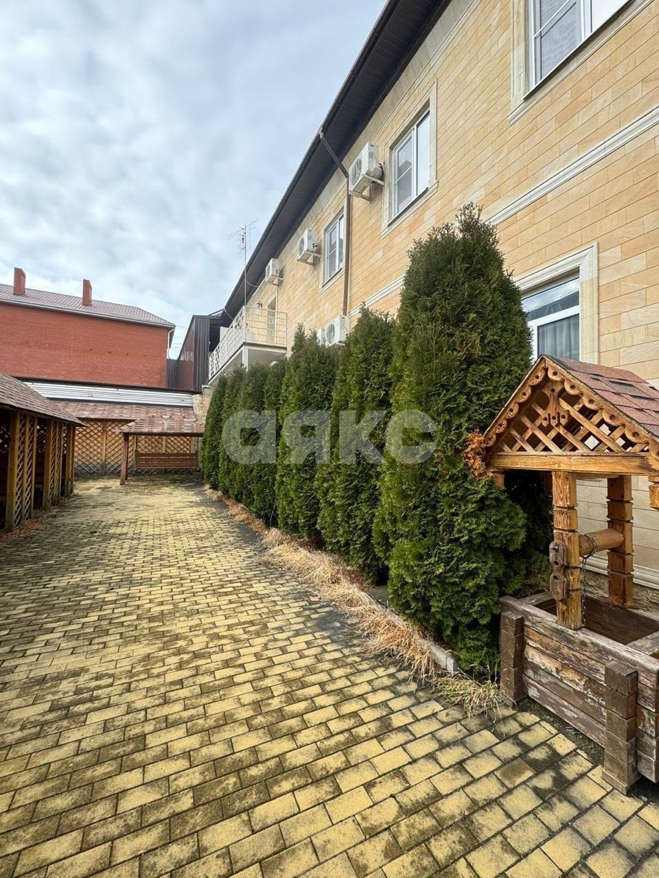 Фото №4: Коммерция 815 м² - Анапа, ул. Калинина, 2В