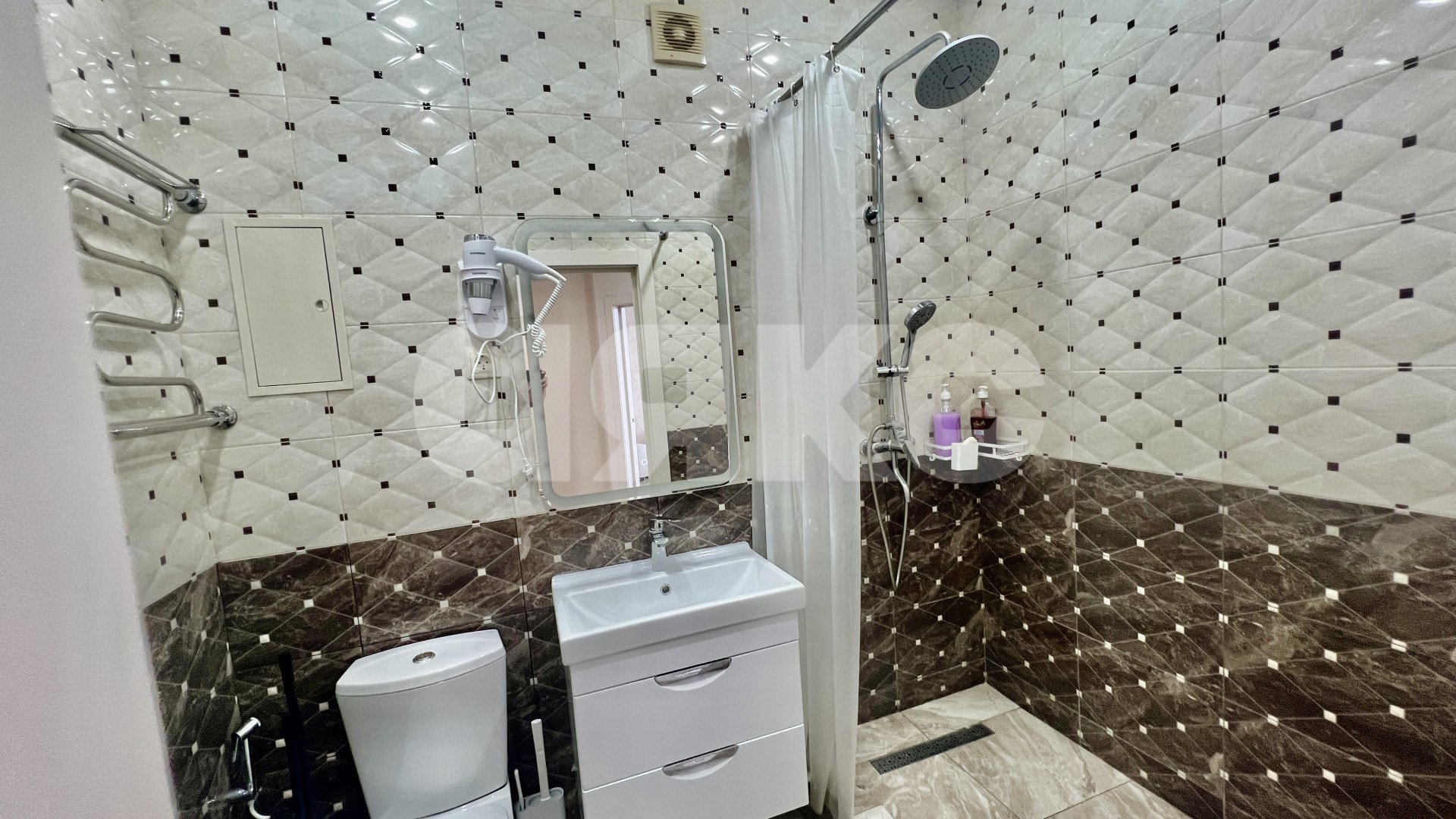 Фото №10: Коммерция 46 м² - Анапа, пр-д Золотой Берег, 2Е