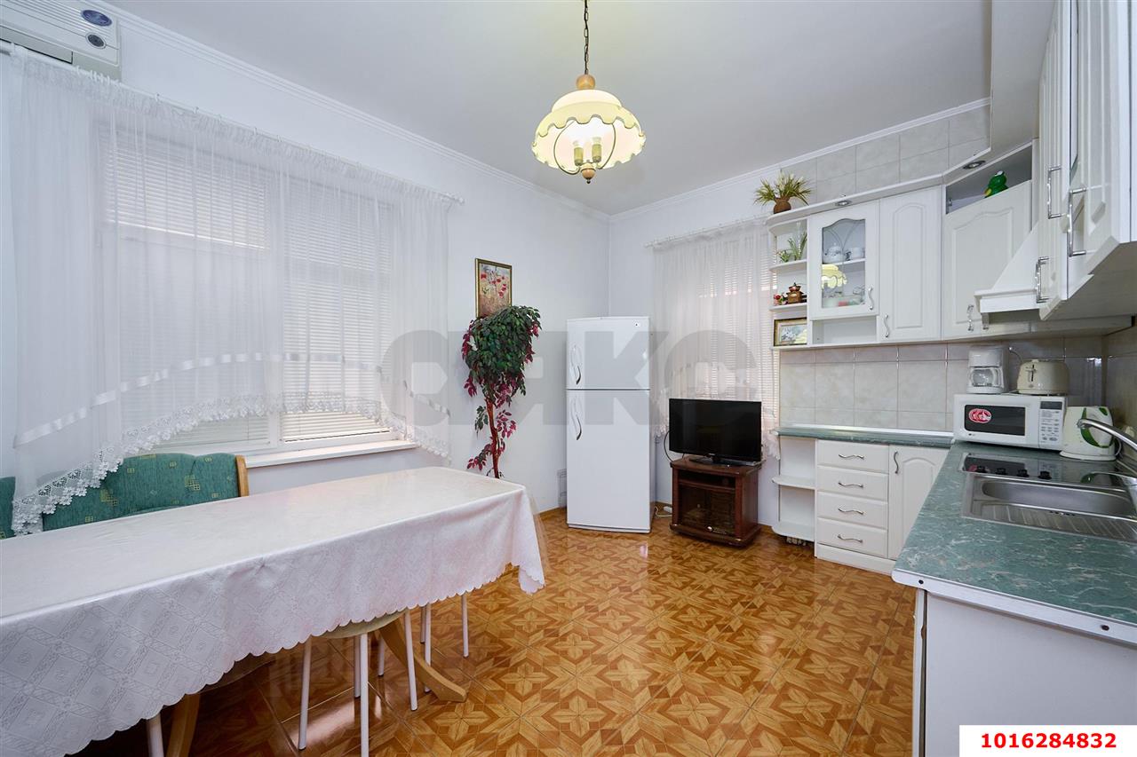 Фото №18: Дом 453 м² + 5 сот. - Архипо-Осиповка, ул. Гоголя, 25