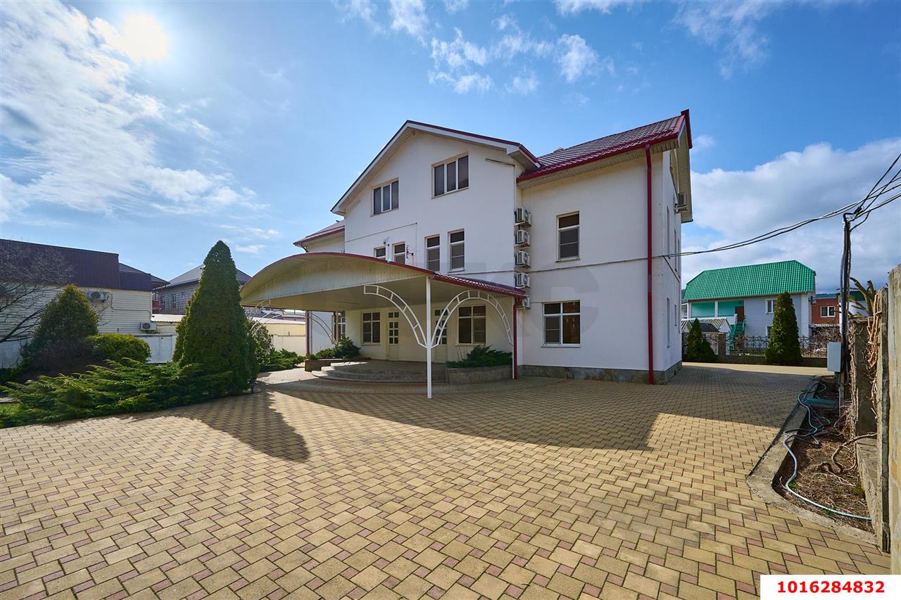 Фото №11: Дом 453 м² + 5 сот. - Архипо-Осиповка, ул. Гоголя, 25