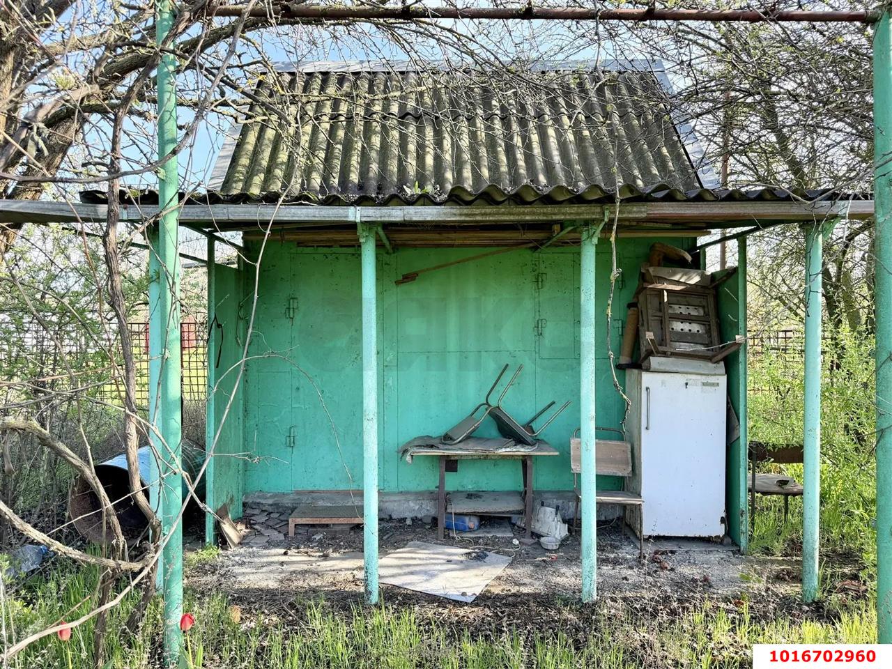 Фото №3: Личное подсобное хозяйство - Октябрьский, Прикубанский внутригородской округ, ст Радужное, ул. Оранжевая, 83