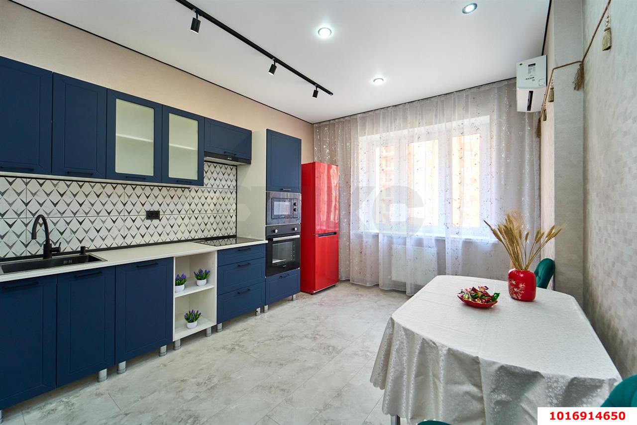 Фото №7: 2-комнатная квартира 66 м² - Краснодар, Прикубанский внутригородской округ, мкр. Краевая Клиническая Больница, ул. им. Героя Яцкова И.В.