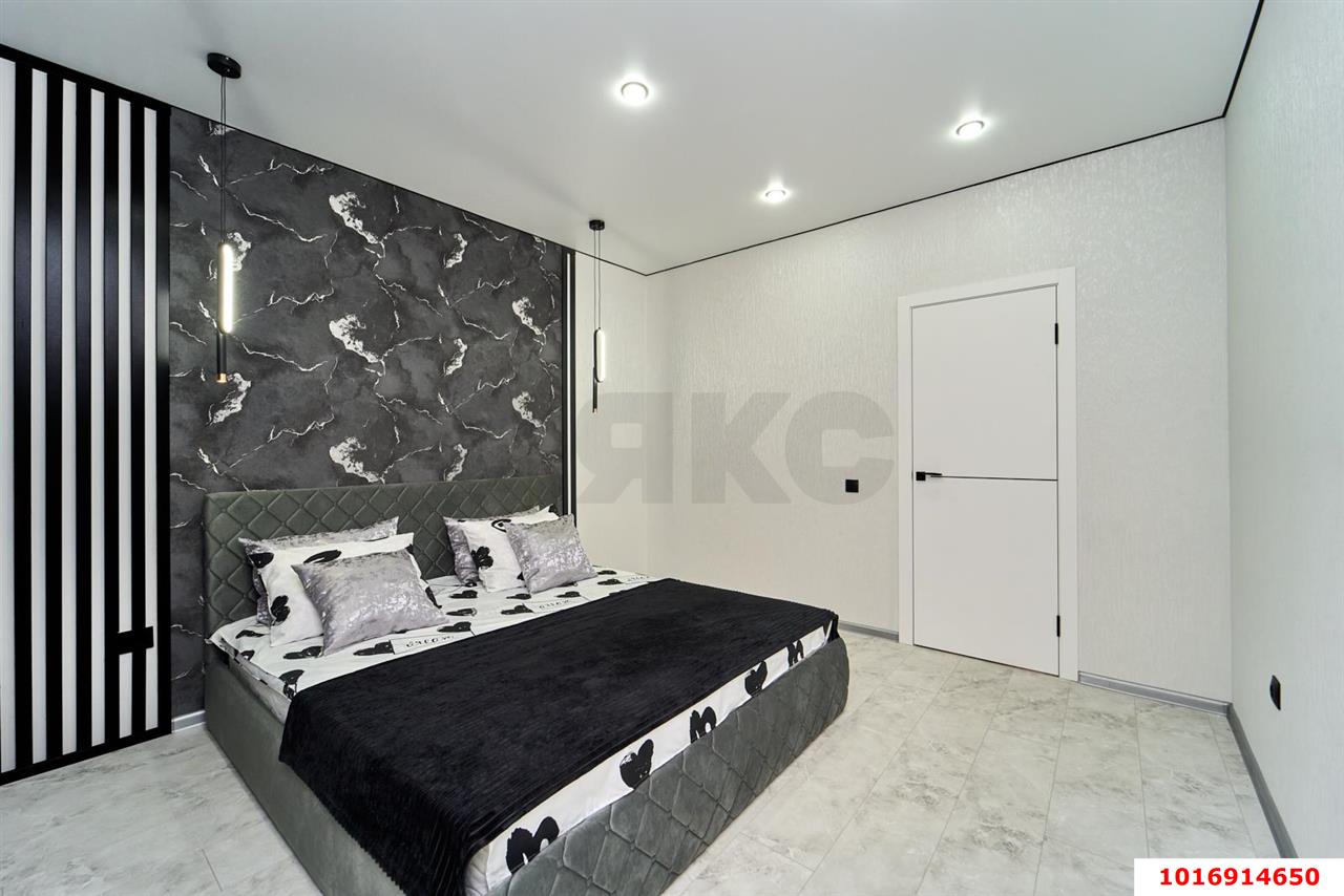 Фото №5: 2-комнатная квартира 66 м² - Краснодар, Прикубанский внутригородской округ, мкр. Краевая Клиническая Больница, ул. им. Героя Яцкова И.В.