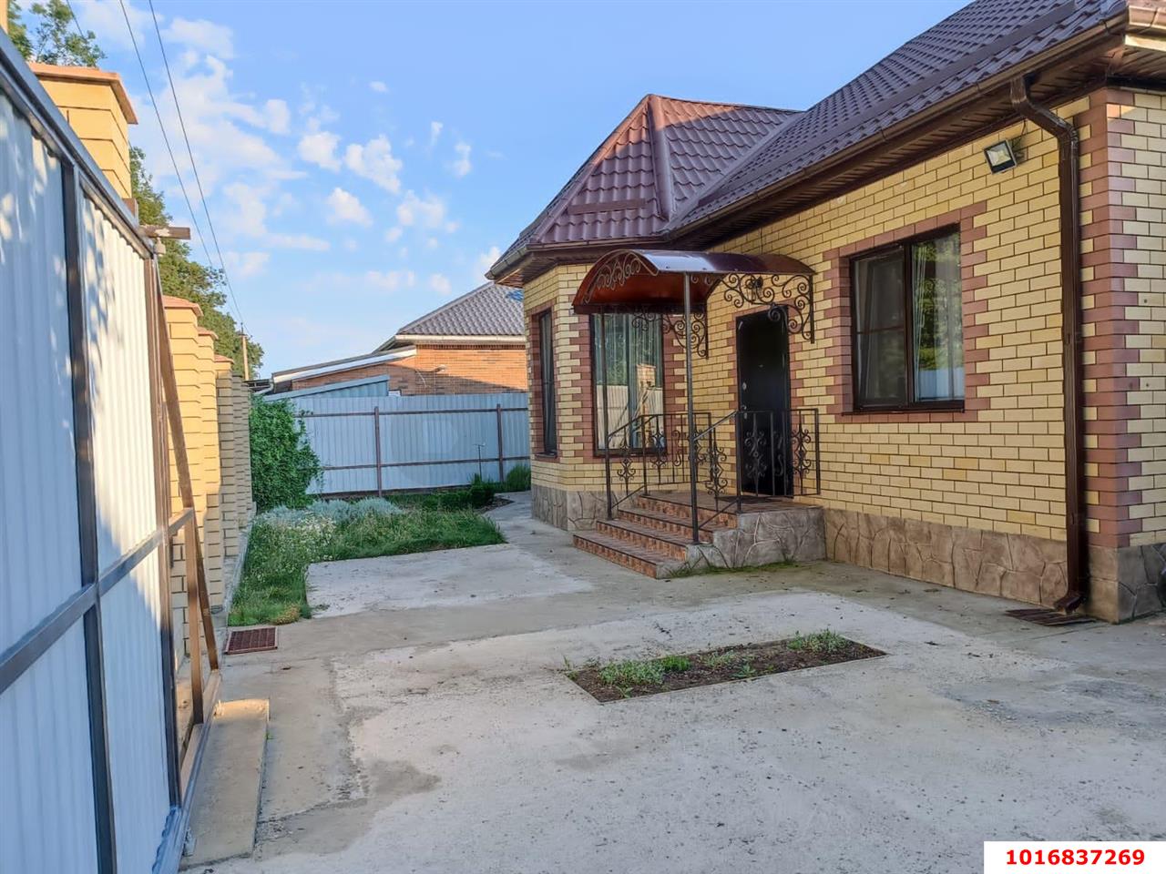 Фото №3: Дом 175 м² + 3.8 сот. - Ленина, Карасунский внутригородской округ, мкр. территория ДНТ Виктория, ул. Счастливая, 54/1