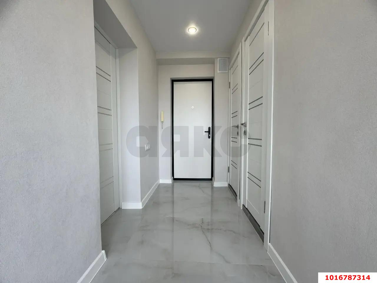 Фото №10: 1-комнатная квартира 29 м² - Краснодар, Карасунский внутригородской округ, мкр. Гидростроителей, ул. Игнатова, 61