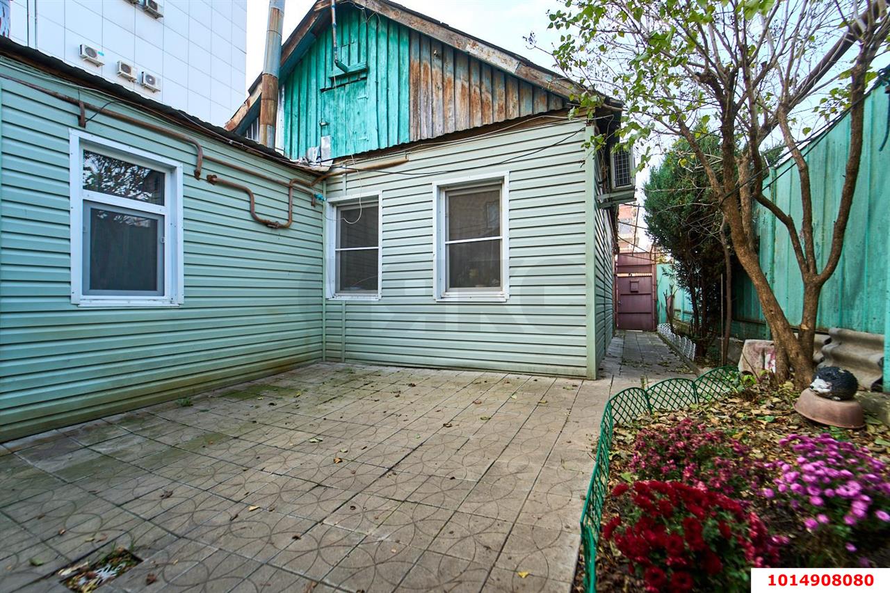 Фото №1: Дом 65 м² + 1.78 сот. - Краснодар, Центральный внутригородской округ, мкр. Центральный, ул. Костылева, 194