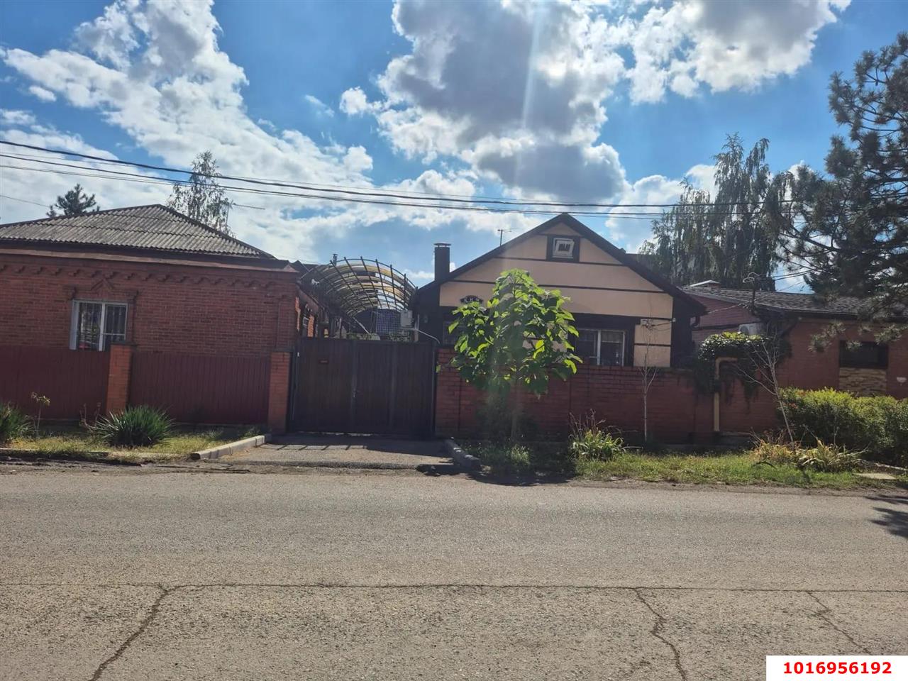 Фото №1: Дом 69 м² + 2.25 сот. - Краснодар, Центральный внутригородской округ, мкр. Дубинка, ул. КИМ, 172