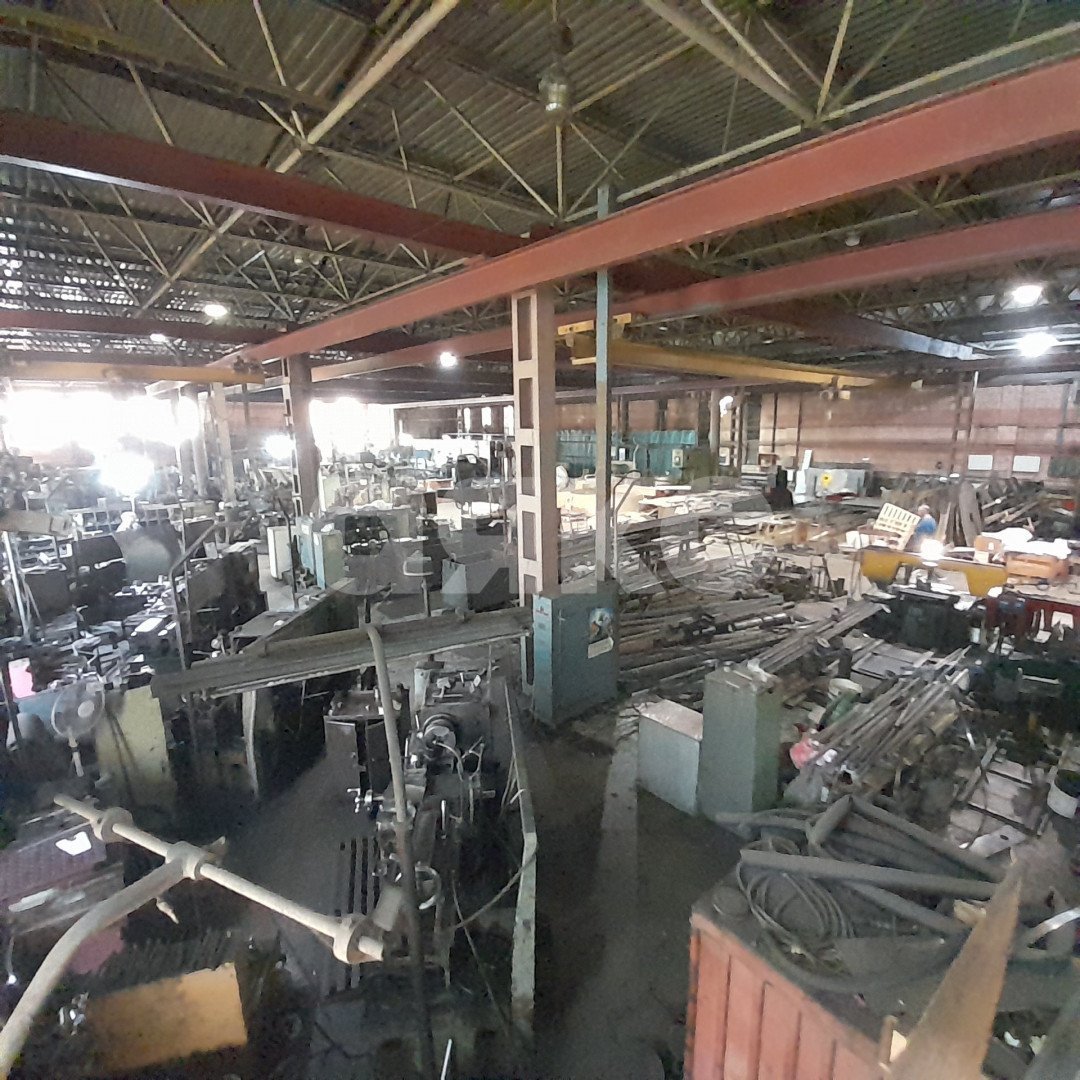 Фото №6: Коммерция 1625 м² - Волжский, мкр. 35-й квартал, ул. имени Космонавтов, 14А