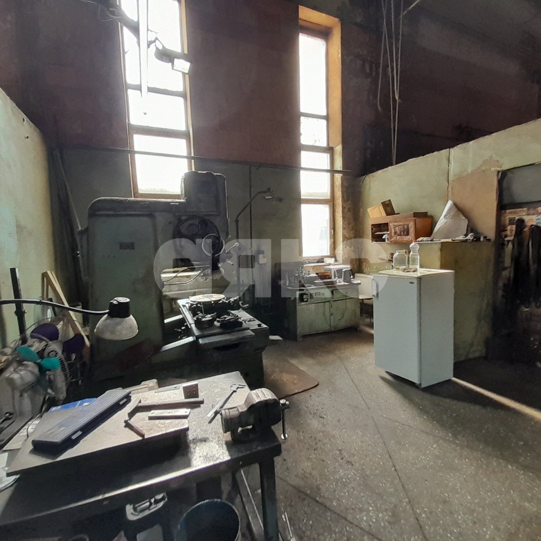 Фото №37: Коммерция 1625 м² - Волжский, мкр. 35-й квартал, ул. имени Космонавтов, 14А