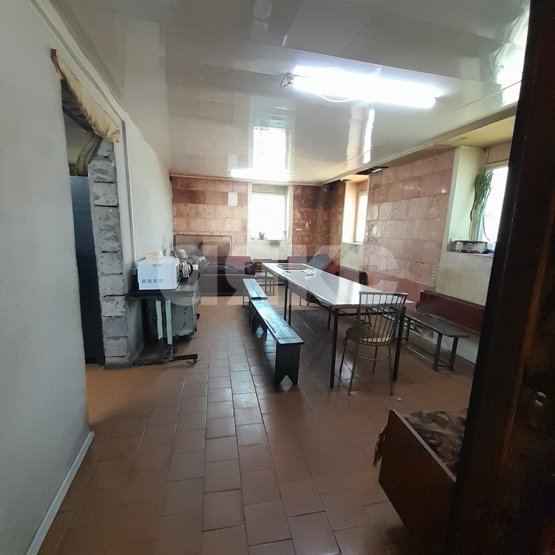 Фото №13: Коммерция 1625 м² - Волжский, мкр. 35-й квартал, ул. имени Космонавтов, 14А