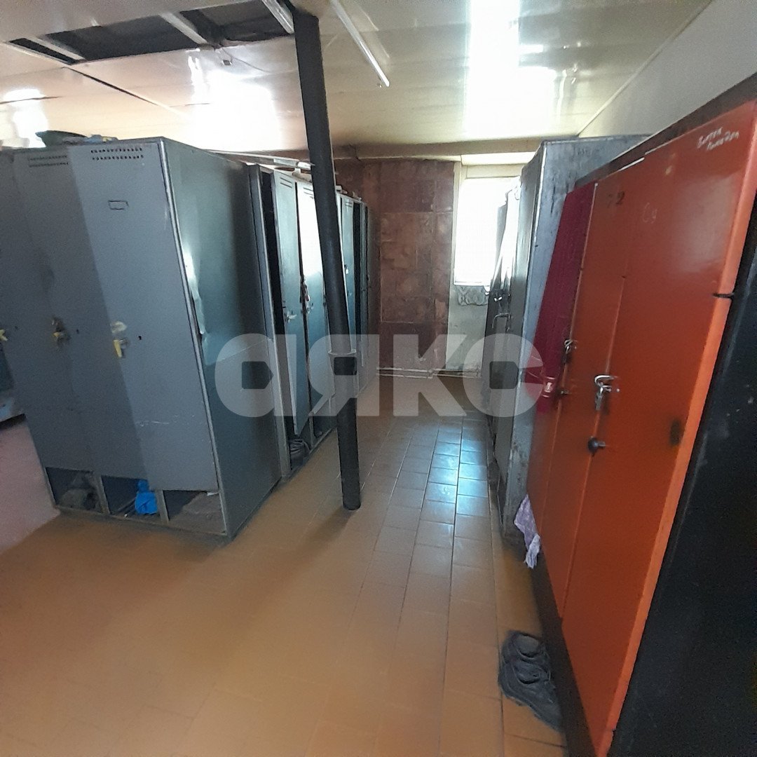 Фото №15: Коммерция 1625 м² - Волжский, мкр. 35-й квартал, ул. имени Космонавтов, 14А