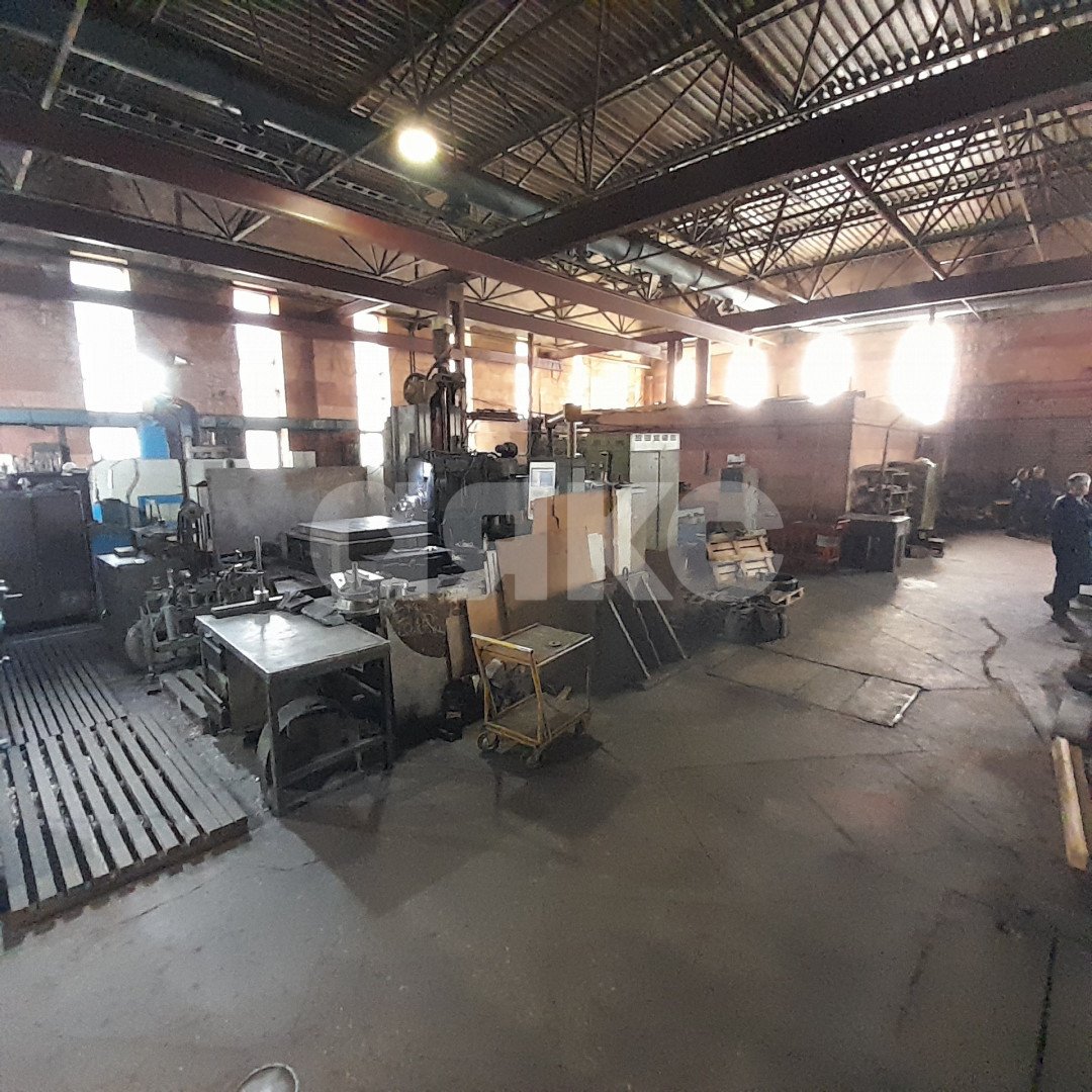 Фото №29: Коммерция 1625 м² - Волжский, мкр. 35-й квартал, ул. имени Космонавтов, 14А