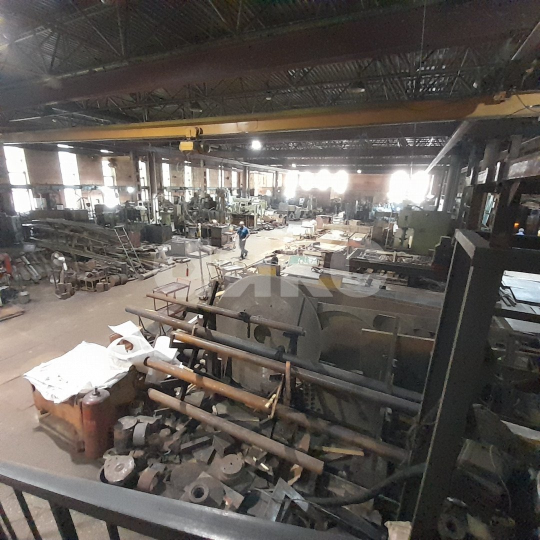 Фото №2: Коммерция 1625 м² - Волжский, мкр. 35-й квартал, ул. имени Космонавтов, 14А