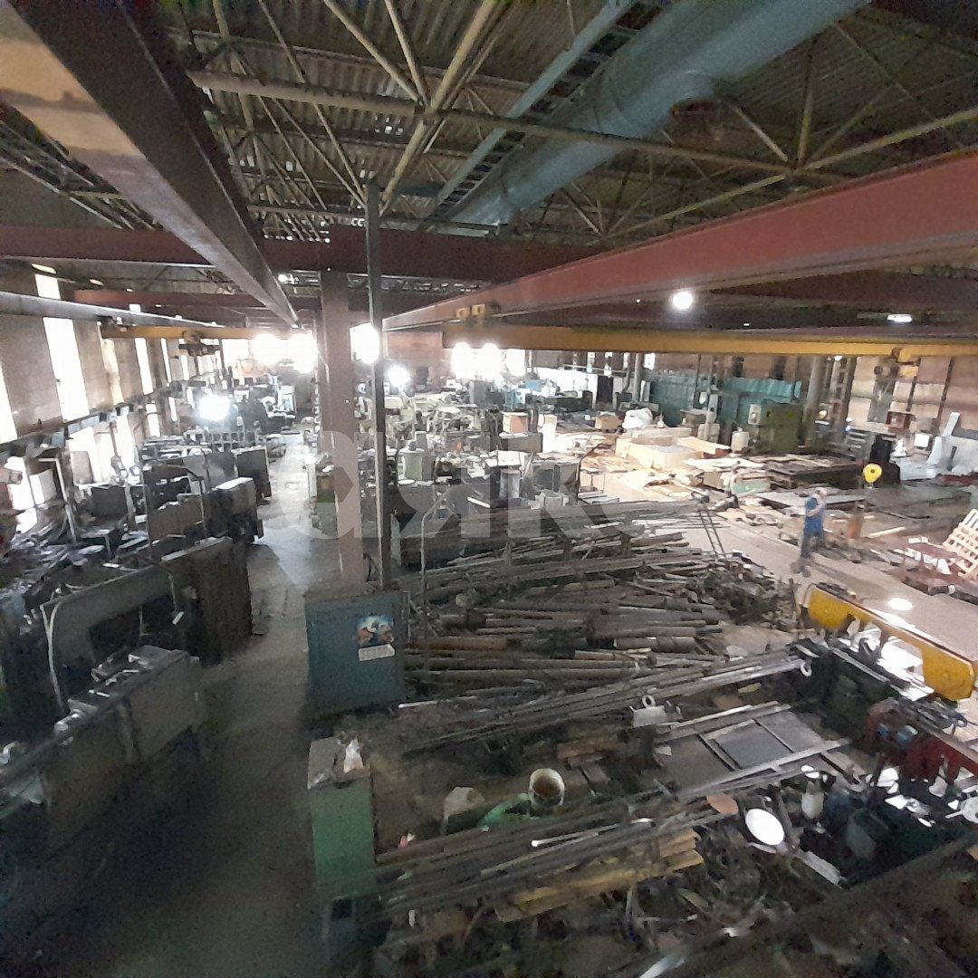 Фото №12: Коммерция 1625 м² - Волжский, мкр. 35-й квартал, ул. имени Космонавтов, 14А