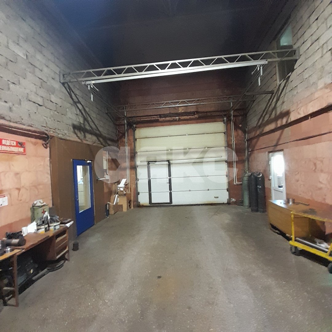 Фото №19: Коммерция 1625 м² - Волжский, мкр. 35-й квартал, ул. имени Космонавтов, 14А