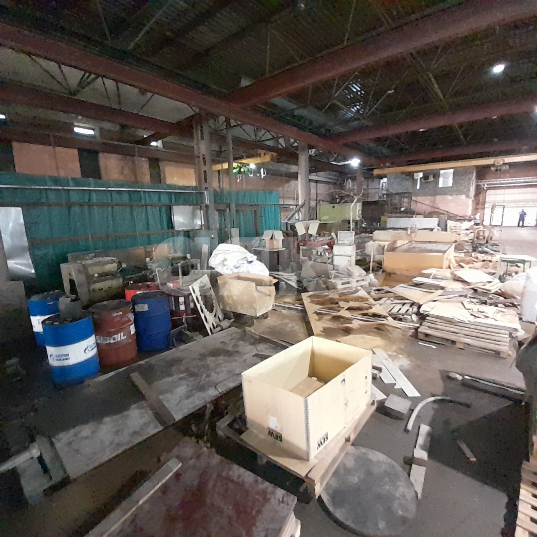 Фото №26: Коммерция 1625 м² - Волжский, мкр. 35-й квартал, ул. имени Космонавтов, 14А