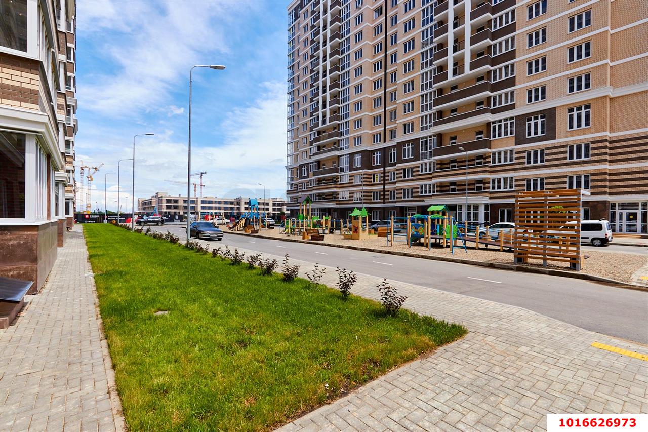 Фото №12: 2-комнатная квартира 61 м² - Краснодар, ЖК Красная Площадь, Прикубанский внутригородской округ, мкр. жилой комплекс Нeo-квартал Красная Площадь, ул. Конгрессная, 19/1