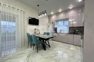 Фото №1: Дом 100 м² - Новый, мкр. Привокзальный территориальный округ, ул. Красная Горка, 32