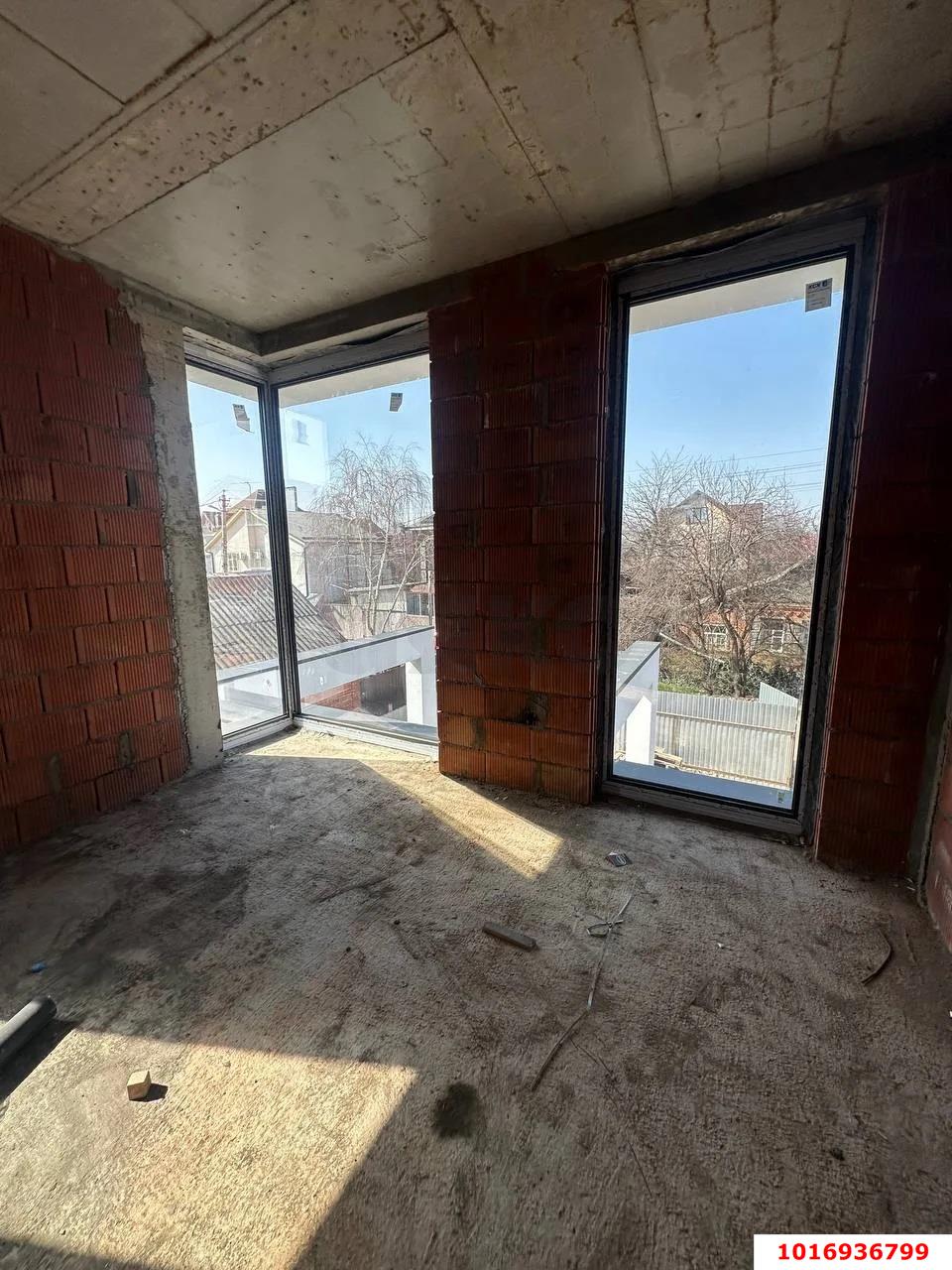 Фото №11: Дом 197 м² + 4 сот. - Краснодар, Горогороды, мкр. Западный внутригородской округ, пр-д Олега Кошевого, 40