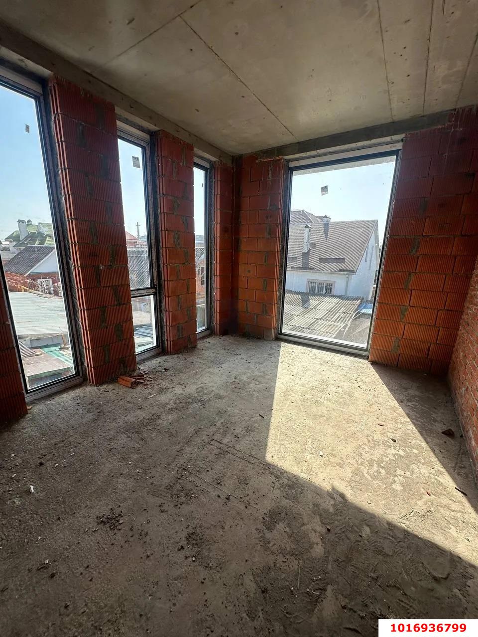 Фото №12: Дом 197 м² + 4 сот. - Краснодар, Горогороды, мкр. Западный внутригородской округ, пр-д Олега Кошевого, 40