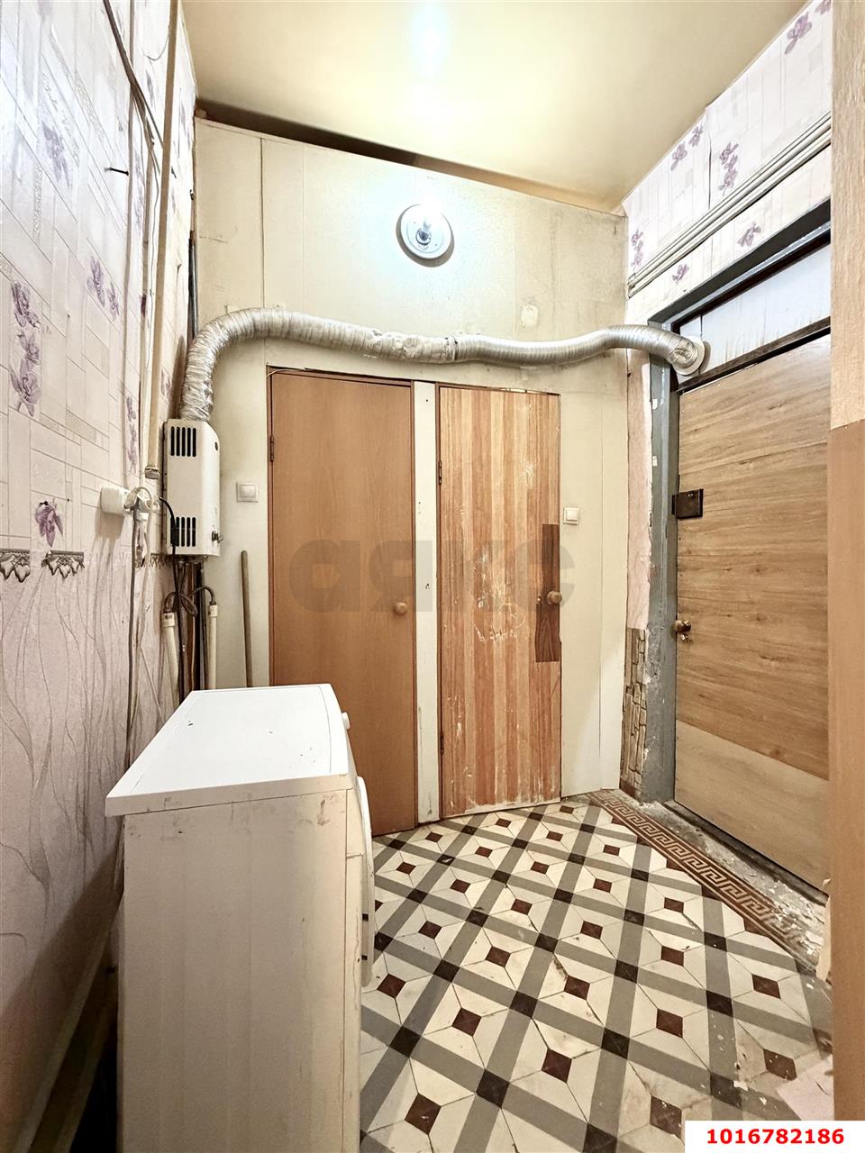 Фото №7: 1-комнатная квартира 35 м² - Краснодар, Центральный внутригородской округ, Западный внутригородской округ, мкр. Центральный, ул. Ленина, 36