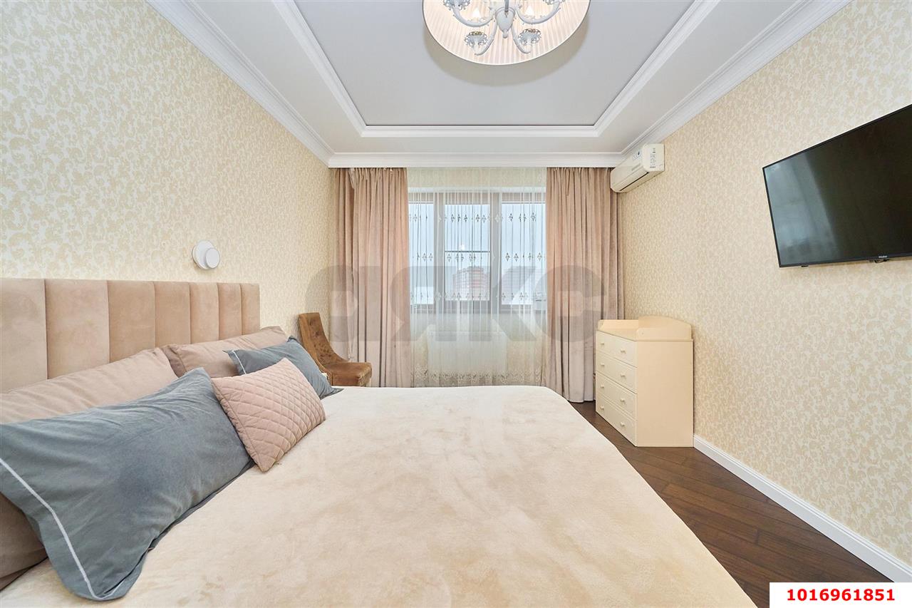 Фото №3: 2-комнатная квартира 80 м² - Краснодар, Западный внутригородской округ, мкр. Кожзавод, ул. Володи Головатого, 174