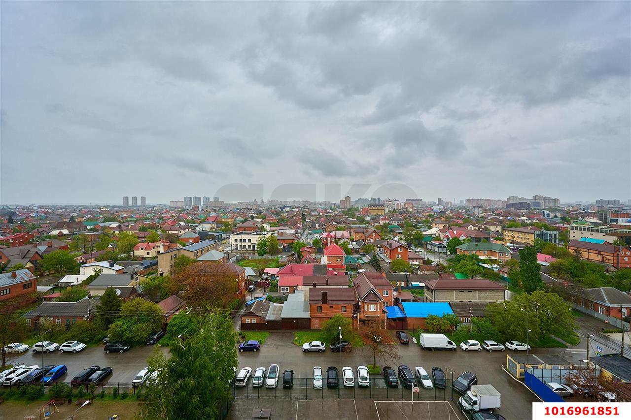 Фото №9: 2-комнатная квартира 80 м² - Краснодар, Западный внутригородской округ, мкр. Кожзавод, ул. Володи Головатого, 174