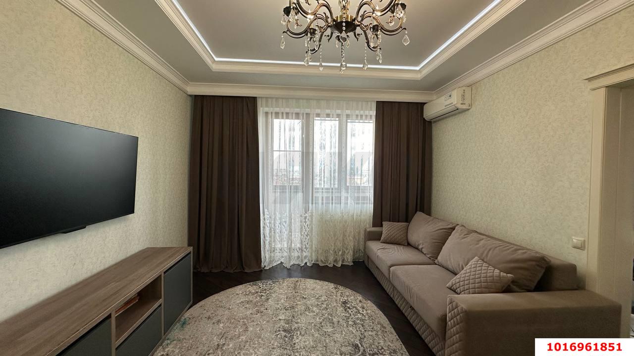 Фото №1: 2-комнатная квартира 80 м² - Краснодар, Западный внутригородской округ, мкр. Кожзавод, ул. Володи Головатого, 174