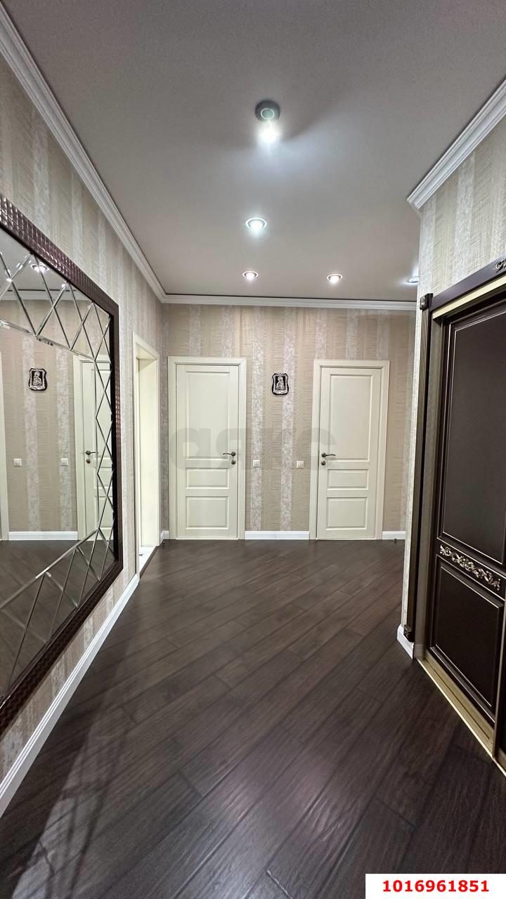 Фото №7: 2-комнатная квартира 80 м² - Краснодар, Западный внутригородской округ, мкр. Кожзавод, ул. Володи Головатого, 174