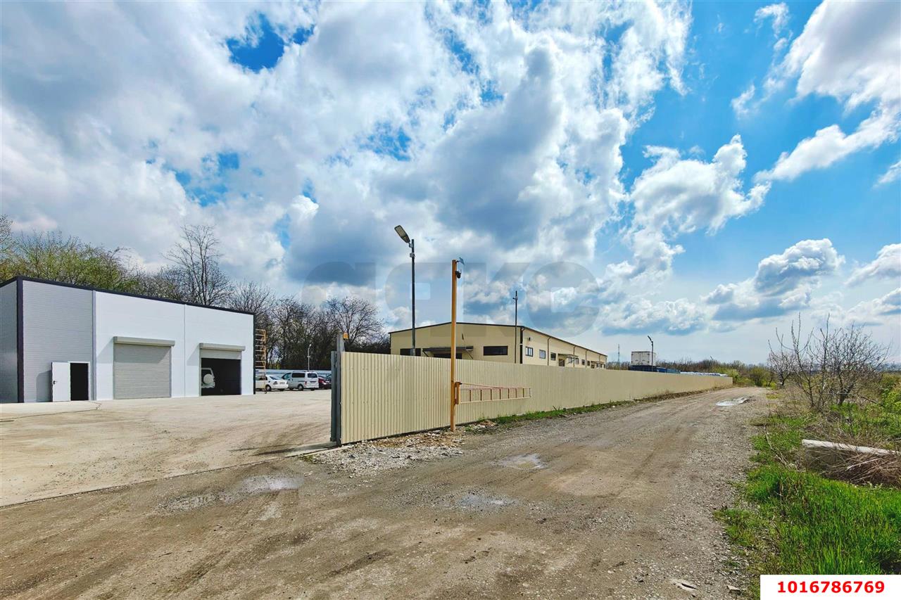 Фото №1: Коммерческая земля 105 сот. - Индустриальный, мкр. Прикубанский внутригородской округ, ул. Евгения Осокина, 7/7