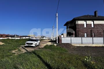 Фото №1: Земельный участок под ИЖС - Анапская, ул. Рената Саитова