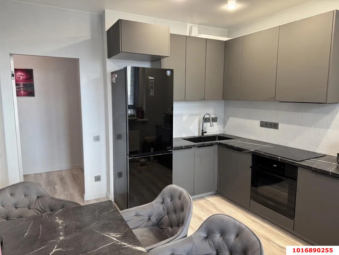 Фото №7: 2-комнатная квартира 58 м² - Краснодар, ЖК Все Свои Вип, Центральный внутригородской округ, Табачная Фабрика, мкр. жилой комплекс Все Свои, ул. Колхозная, 5/2