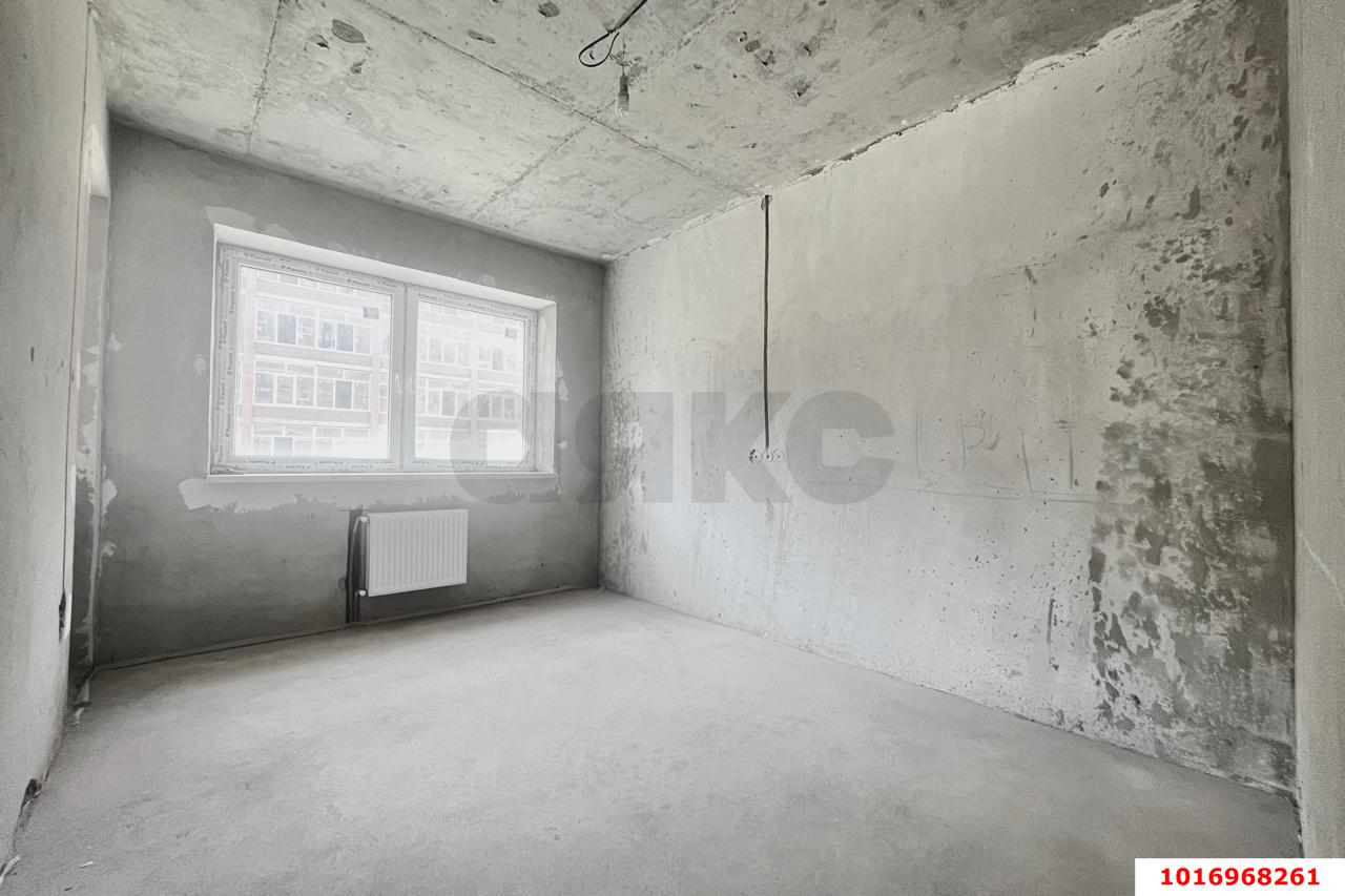 Фото №2: 2-комнатная квартира 65 м² - Краснодар, Музыкальный, Завод Радиоизмерительных Приборов, мкр. Прикубанский внутригородской округ, ул. имени Мусоргского М.П., 26к2