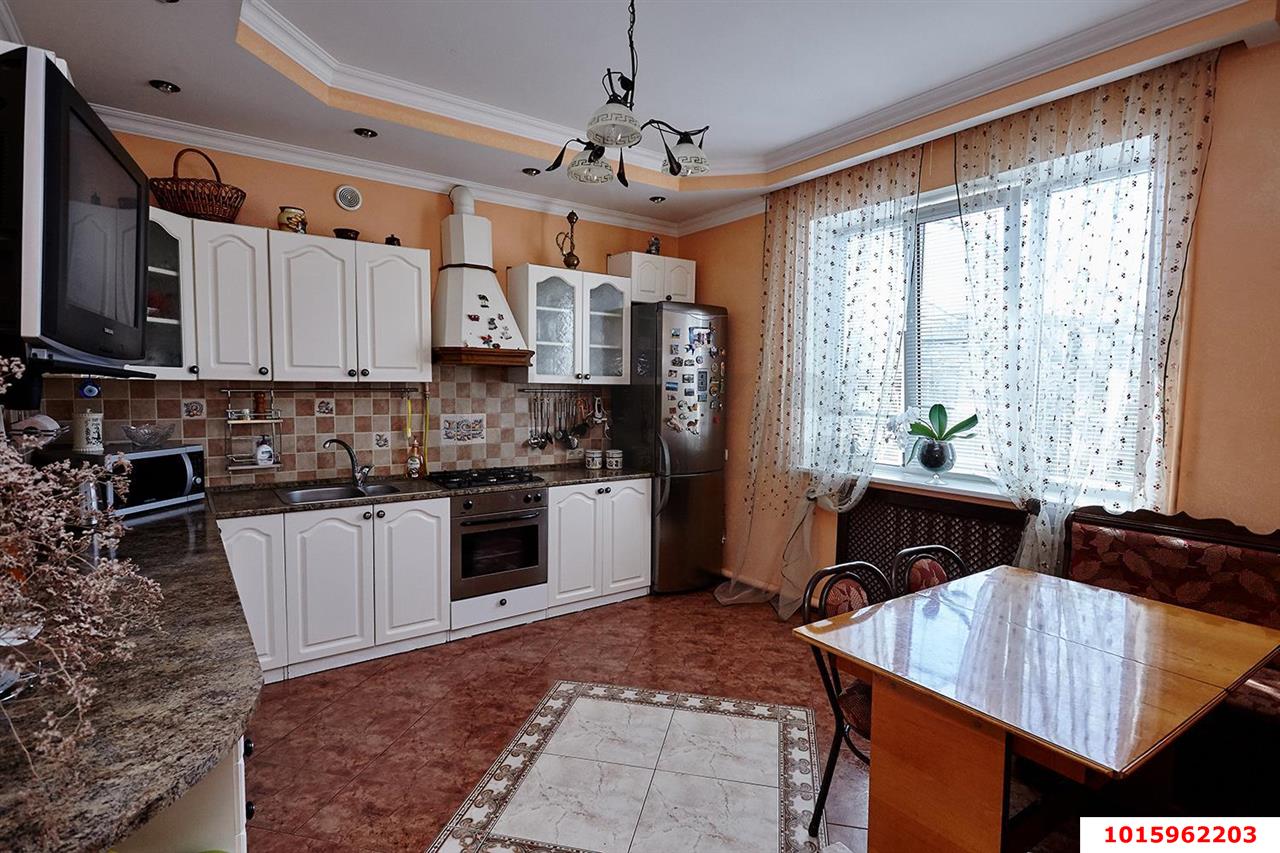 Фото №9: Дом 112 м² + 10 сот. - Ленина, мкр. Карасунский внутригородской округ, ул. Екатеринодарская, 29