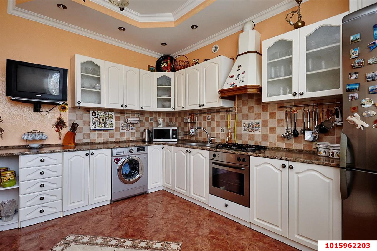 Фото №10: Дом 112 м² + 10 сот. - Ленина, мкр. Карасунский внутригородской округ, ул. Екатеринодарская, 29