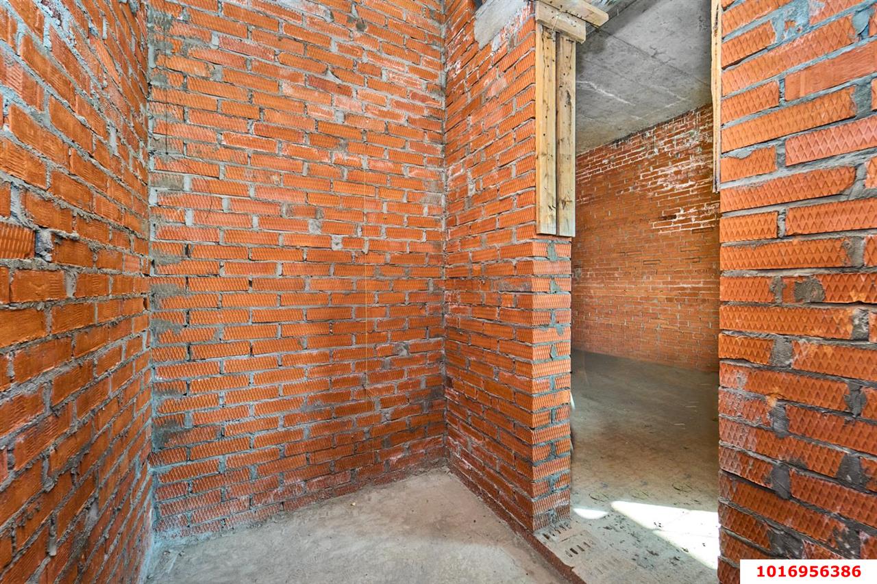 Фото №11: Дом 178 м² + 5.45 сот. - Краснодар, Прикубанский внутригородской округ, п. коттеджный  Зелёная Долина, ул. Саксонская