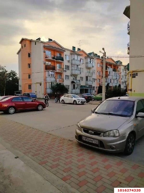 Фото №2: Офисное помещение <span class="whitespace-nowrap">14 м²</span>, <span class="whitespace-nowrap">-1/4 эт.</span> - Знаменский, мкр. Карасунский внутригородской округ, ул. Гагарина, 6/4