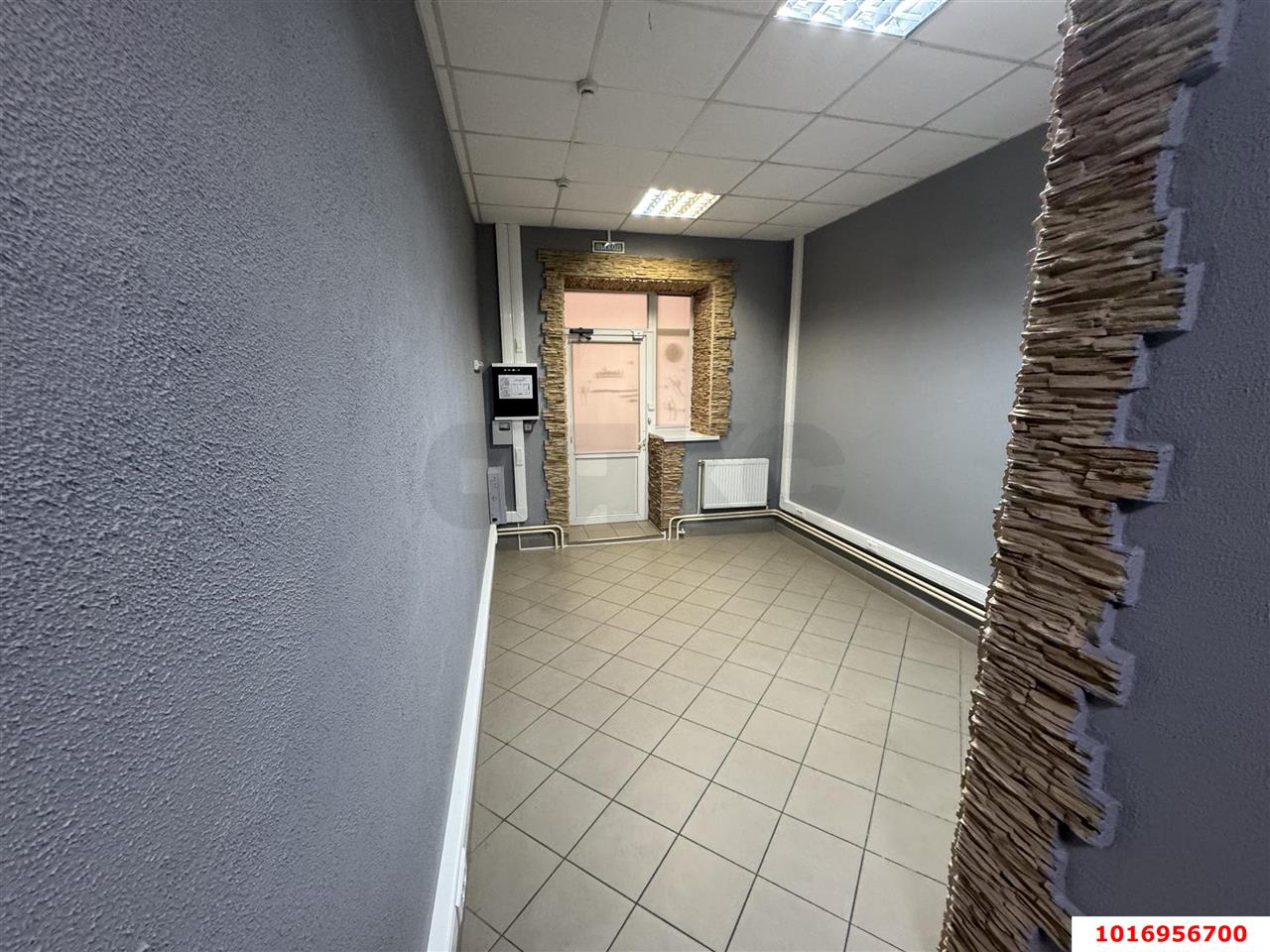 Фото №4: Готовый бизнес 74 м² - Краснодар, Западный внутригородской округ, мкр. Юбилейный, б-р Платановый, 4