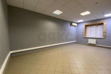 Фото №1: Готовый бизнес 74 м² - Краснодар, мкр. Юбилейный, б-р Платановый, 2