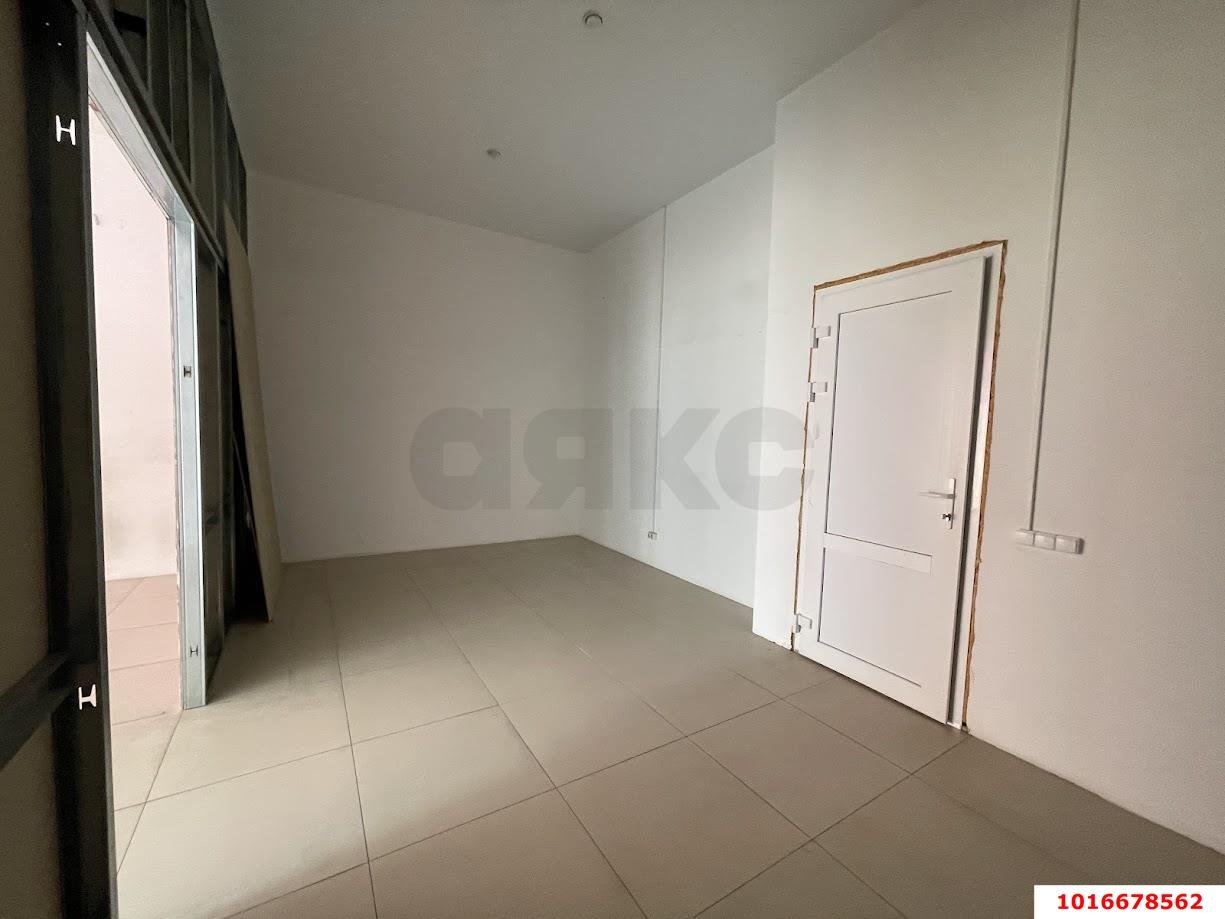 Фото №9: Коммерция 30 м² - Краснодар, жилой комплекс Альпы, Прикубанский внутригородской округ, мкр. Россинского, ул. Командорская, 6