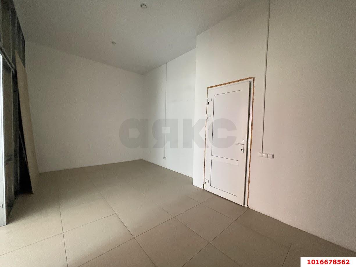 Фото №8: Коммерция 30 м² - Краснодар, жилой комплекс Альпы, Прикубанский внутригородской округ, мкр. Россинского, ул. Командорская, 6