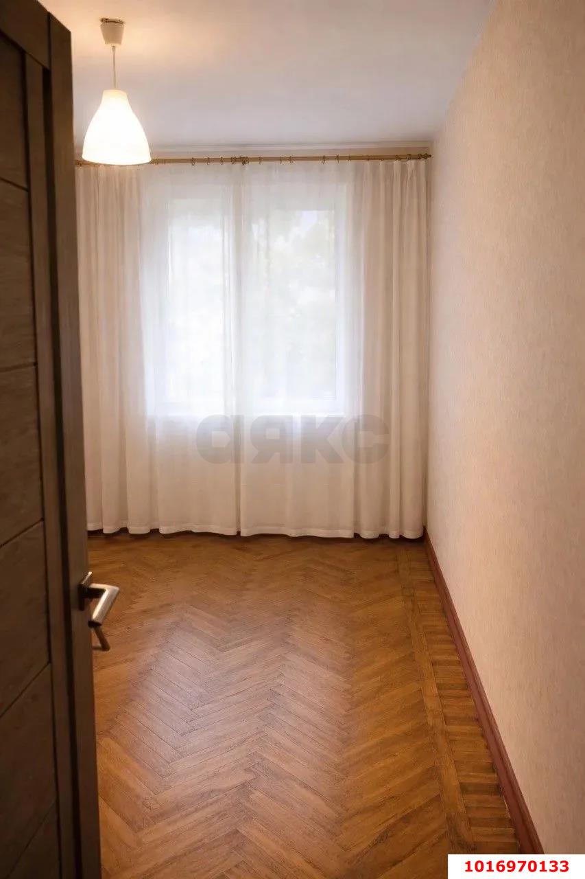 Фото №2: 2-комнатная квартира 43 м² - Краснодар, Центральный внутригородской округ, мкр. Черёмушки, ул. Айвазовского, 110