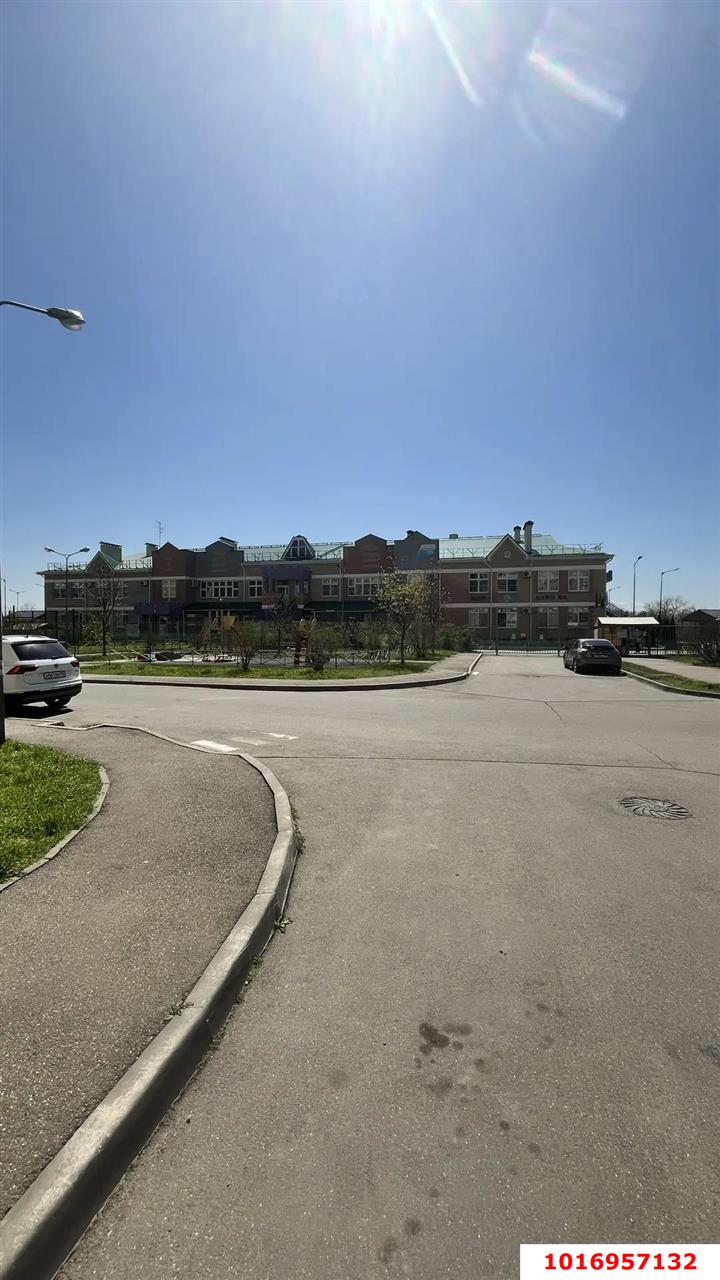 Фото №10: 2-комнатная квартира 64 м² - Краснодар, Карасунский внутригородской округ, Гидростроителей, мкр. Почтовый, ул. имени Валерия Гассия, 14