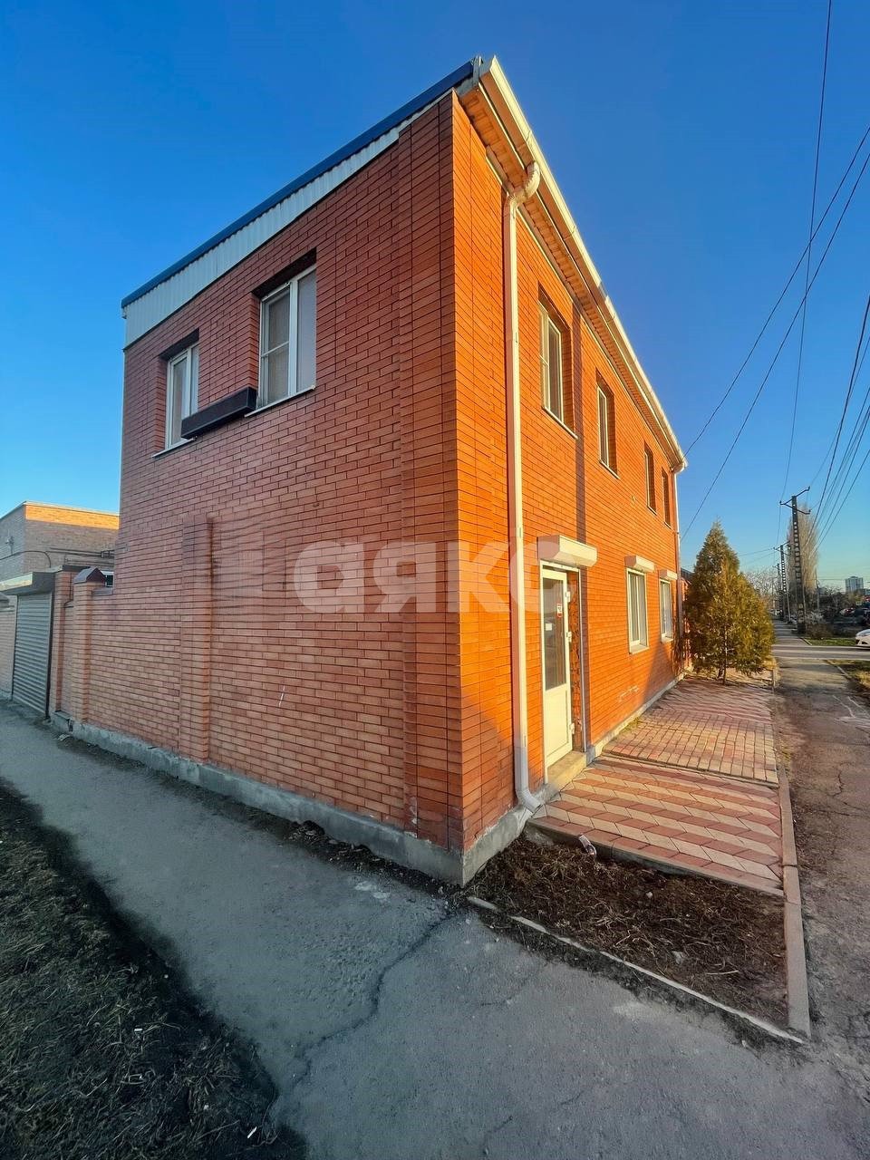 Фото №3: Коммерция 140 м² - Батайск, ул. Ленинградская, 107А