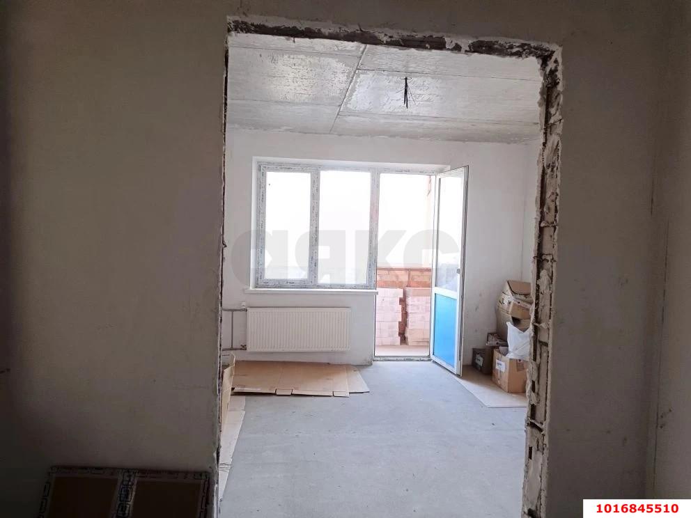 Фото №1: 2-комнатная квартира 65 м² - Краснодар, ул. Восточно-Кругликовская, 76/1