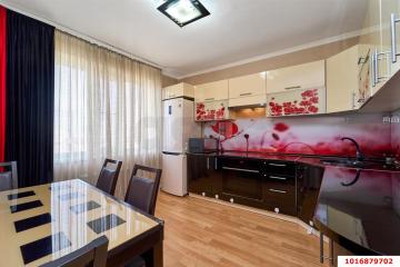 Фото №1: 2-комнатная квартира 72 м² - Краснодар, мкр. Центральный, ул. Севастопольская, 6/1