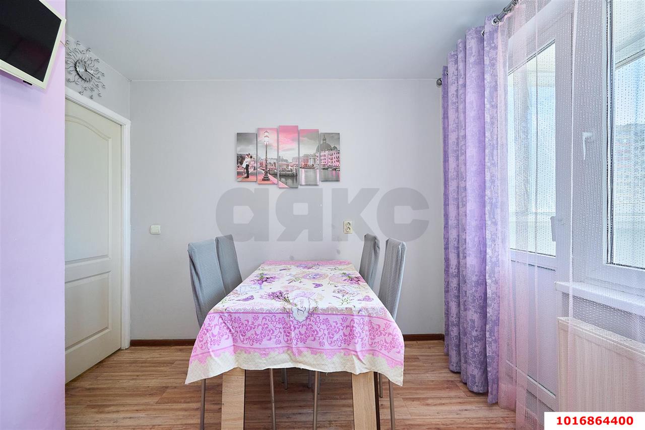 Фото №4: 2-комнатная квартира 62 м² - Краснодар, Прикубанский внутригородской округ, мкр. Восточно-Кругликовский, ул. им. Героя Яцкова И.В., 28